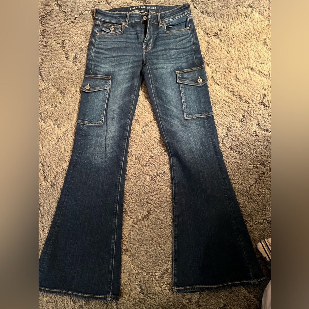 American eagle low rise flares Long size 6